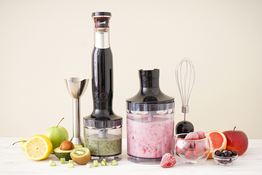 how to use a hand blender